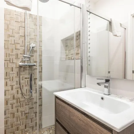 De'giudei, By Short Holidays * Bologna